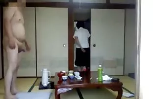 XXX Jugando con su hentai doblado al latino consolador