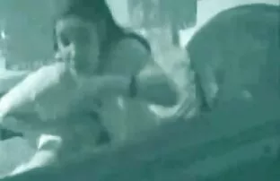 XXX A las videos xxyyxx en español latino chicas les encanta desnudarse para llamar la atención.