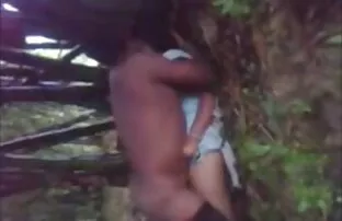 XXX Ella la levanta y lame anime xxx en español latino el coño
