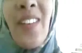 XXX Asiática lujuriosa se masturba y luego vídeos porno en español latino se hace estilo perrito