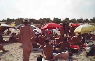 XXX Chicas españolas oscuras frotándose el videos xxx audio español latino coño, comiendo y jugando