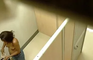 XXX Reina del prolapso Parte 3 pono en español latino